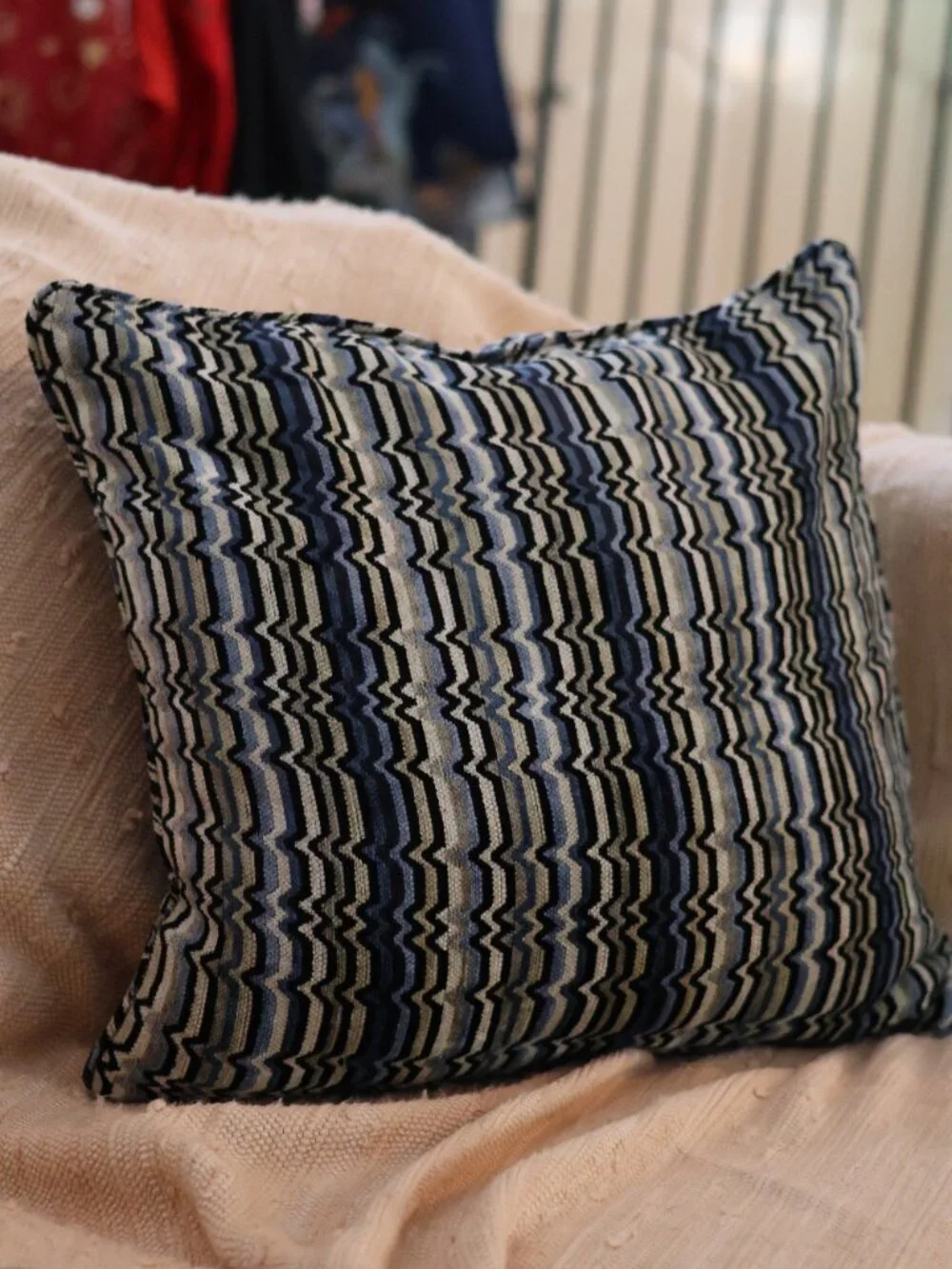 Crate & Barrel 